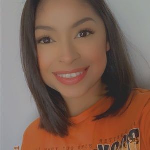 Meet your Posher, Rebecca